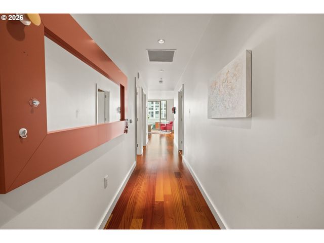 841 S GAINES St 714, Portland, OR 97239