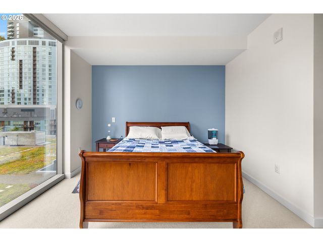 841 S GAINES St 714, Portland, OR 97239