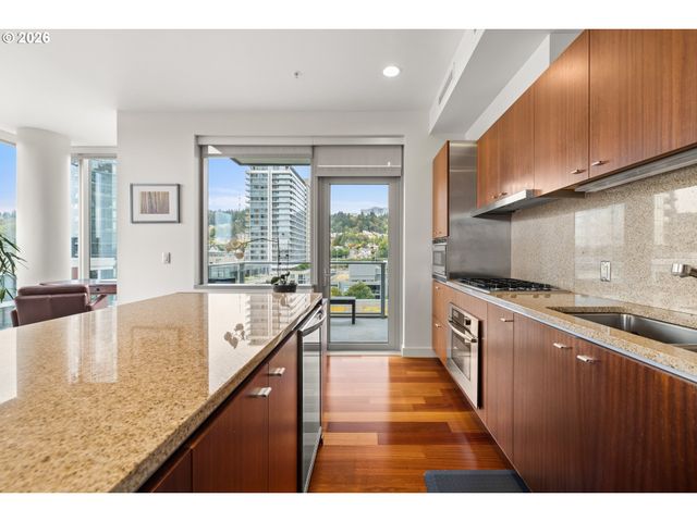 841 S GAINES St 714, Portland, OR 97239