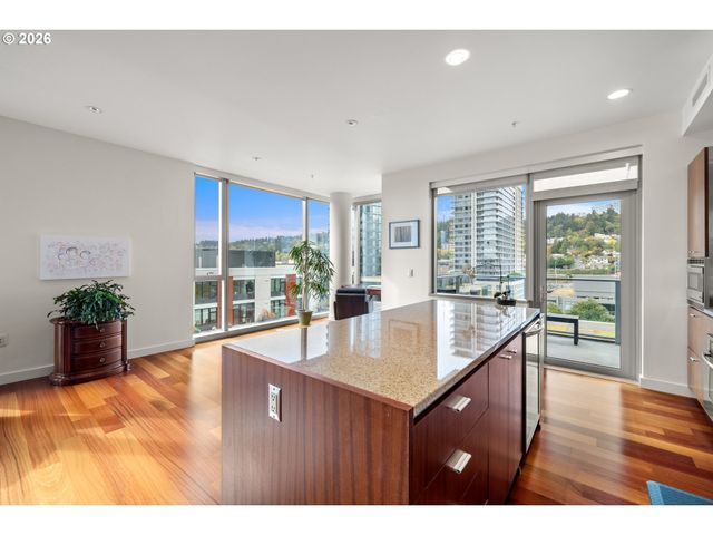 841 S GAINES St 714, Portland, OR 97239