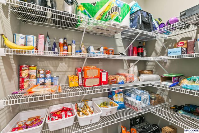 12126 S 209 Avenue, Gretna, NE 68028