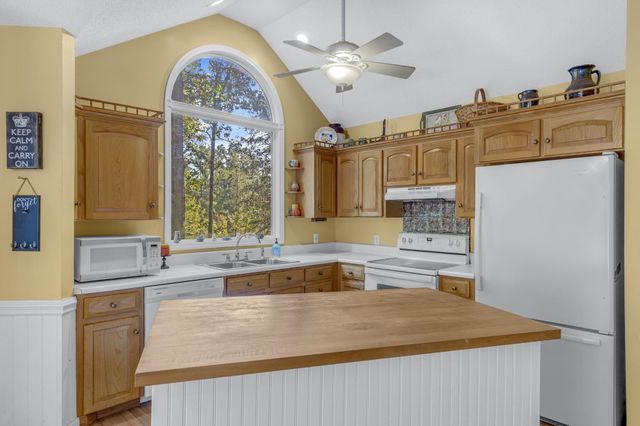 156 Peniel Way, Blacksburg, SC 29702