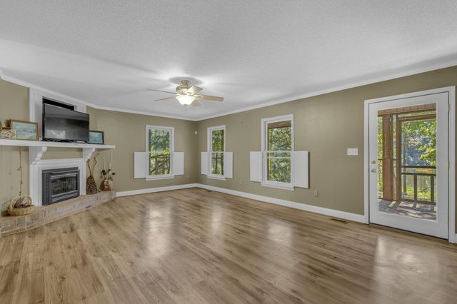 156 Peniel Way, Blacksburg, SC 29702