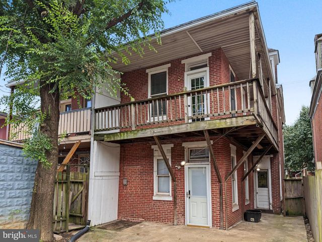 1715 GREEN ST, Harrisburg, PA 17102