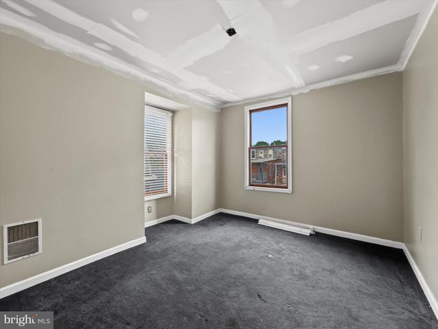 1715 GREEN ST, Harrisburg, PA 17102
