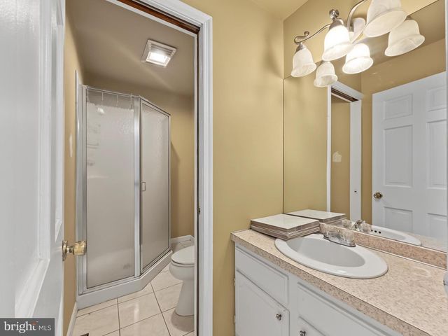 1715 GREEN ST, Harrisburg, PA 17102