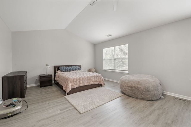 3074 Renard Lane, St. Charles, IL 60175