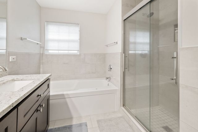 3074 Renard Lane, St. Charles, IL 60175