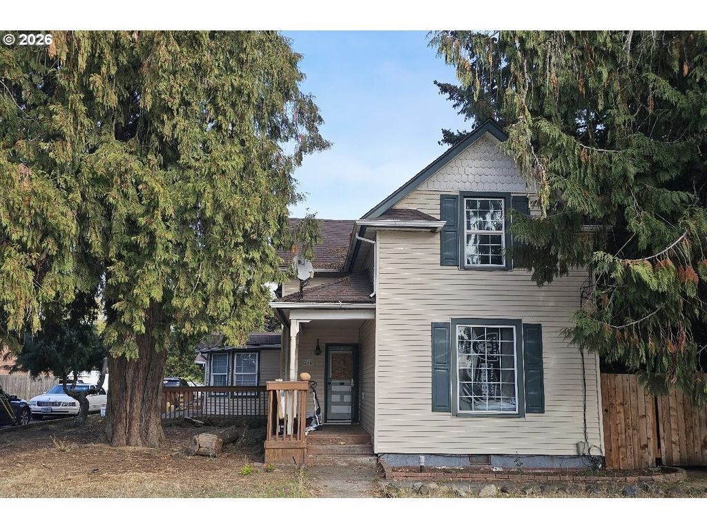 Image 1 of property listing at 245 Sw MONROE St, Sheridan, OR 97378