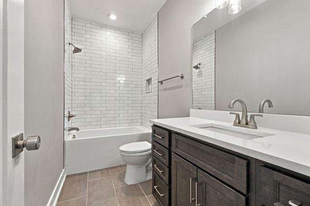 1201 Walsh St, Nashville, TN 37208