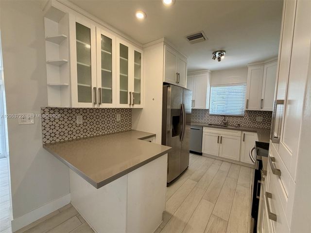 6320 SW 24th Street, Miami, FL 33155