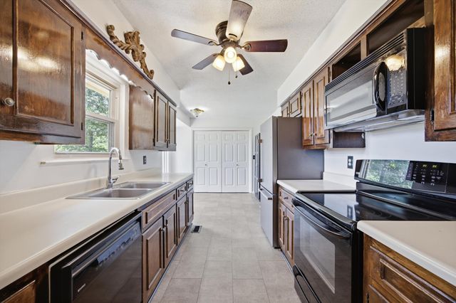222 Troy Drive, Dayton, TN 37321