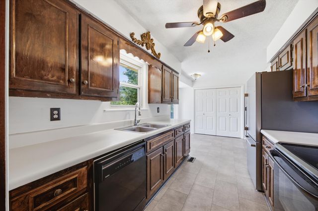 222 Troy Drive, Dayton, TN 37321