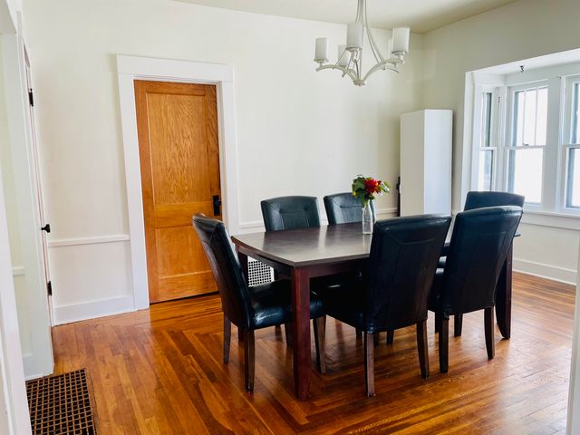 3224 Orchard St, Wichita, KS 67208