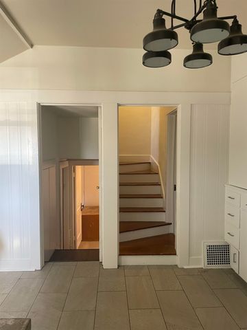 3224 Orchard St, Wichita, KS 67208