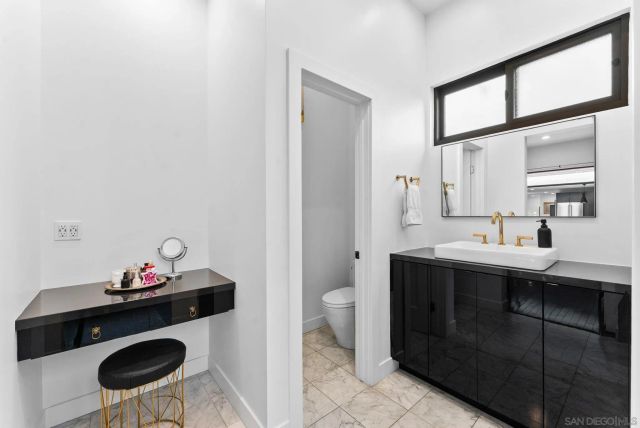 4944 35Th St, San Diego, CA 92116