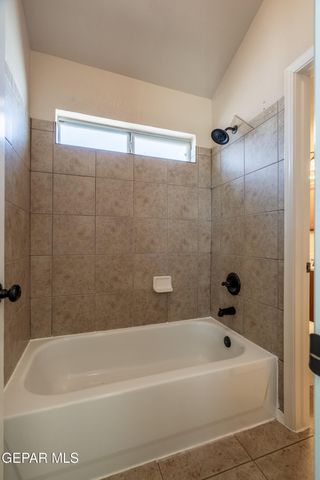 10802 Elise Street, El Paso, TX 79924