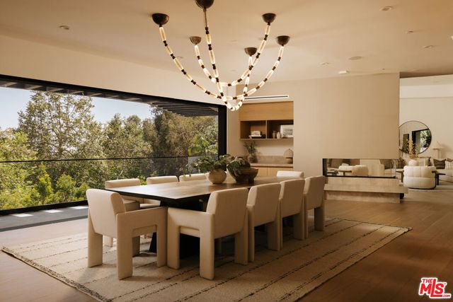 1751 Sunset Plaza Drive, Los Angeles, CA 90069