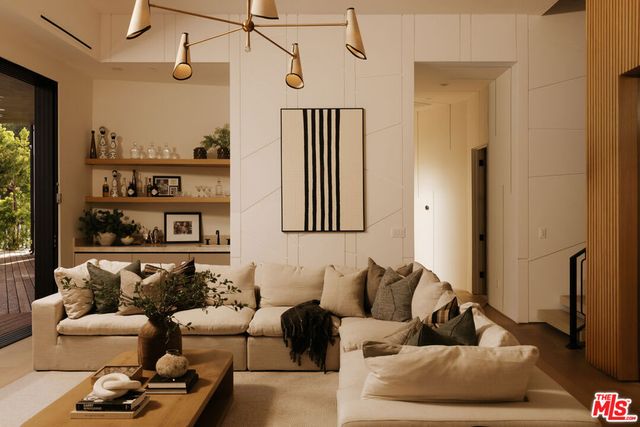 1751 Sunset Plaza Drive, Los Angeles, CA 90069