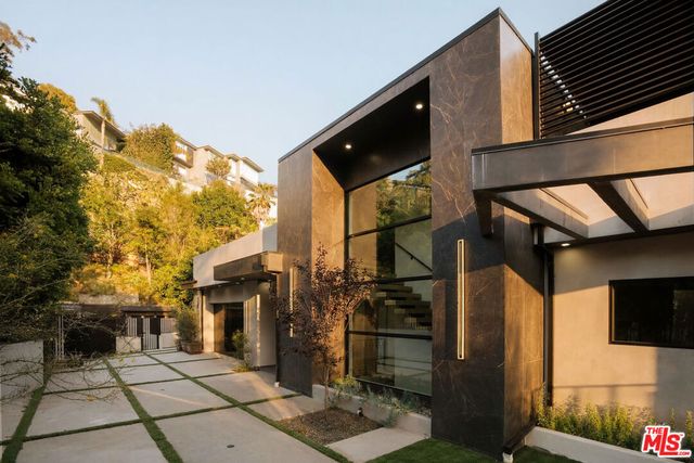 1751 Sunset Plaza Drive, Los Angeles, CA 90069