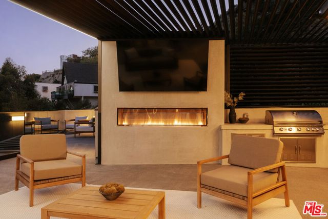 1751 Sunset Plaza Drive, Los Angeles, CA 90069