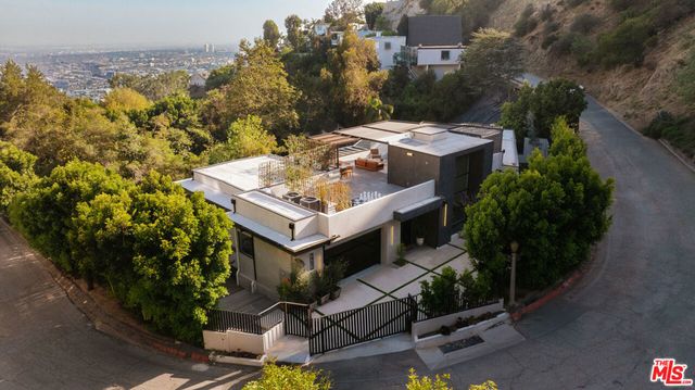 1751 Sunset Plaza Drive, Los Angeles, CA 90069