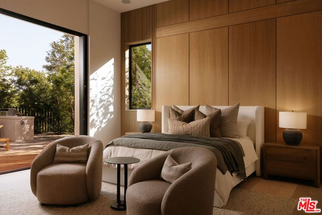 1751 Sunset Plaza Drive, Los Angeles, CA 90069