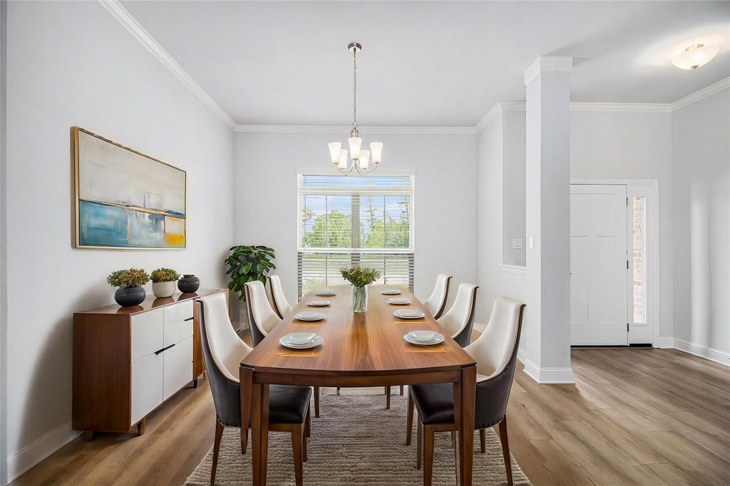 10 Greystone Court, Angleton, TX 77515