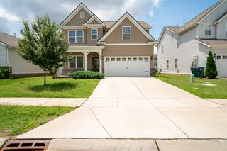 420 Wind Dance Dr, Lebanon, TN 37087