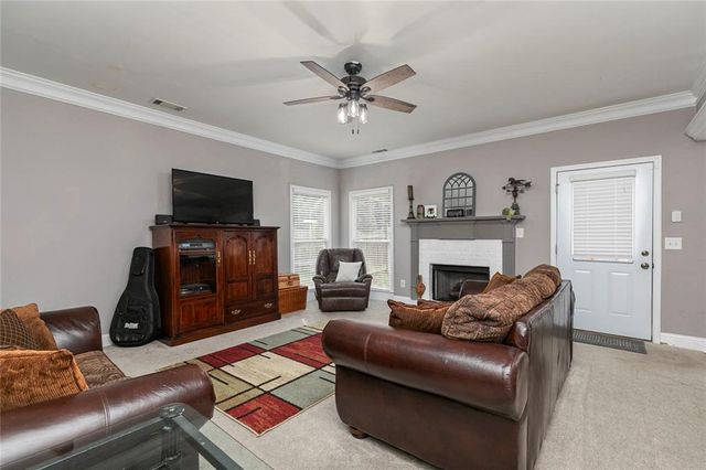 178 Treadstone Lane, Dallas, GA 30132