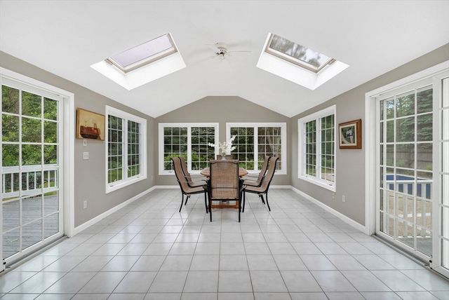 4 Meadow Dr, Littleton, MA 01460