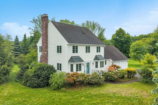 4 Meadow Dr, Littleton, MA 01460