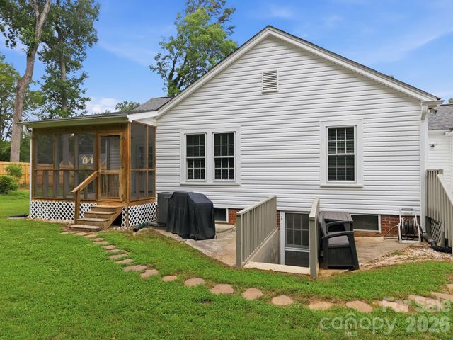 403 W Peeler Street, Salisbury, NC 28146