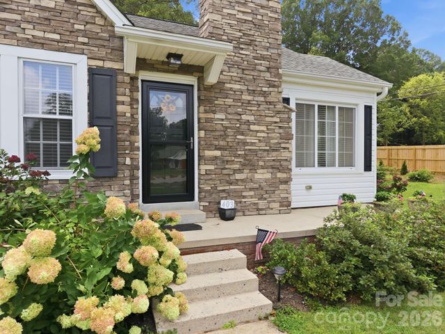 403 W Peeler Street, Salisbury, NC 28146
