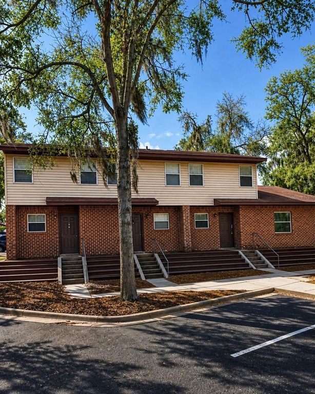 1197-1197 BENTLEY ROAD 2, Leesburg, FL 34748