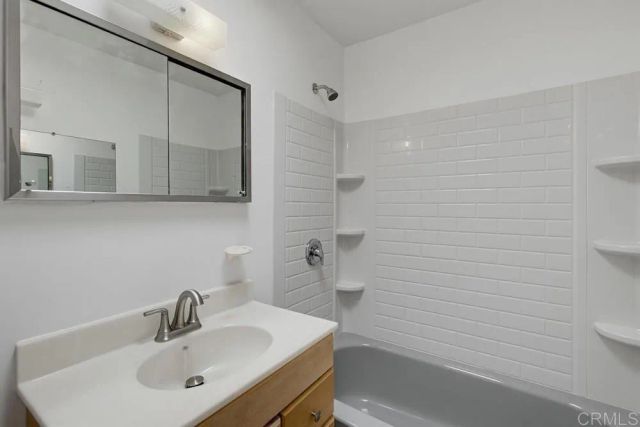 5860 Yorkshire Avenue, La Mesa, CA 91942