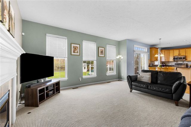 14 Vanderberg Drive, Perinton, NY 14450