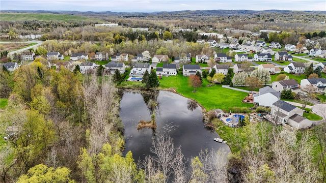 14 Vanderberg Drive, Perinton, NY 14450