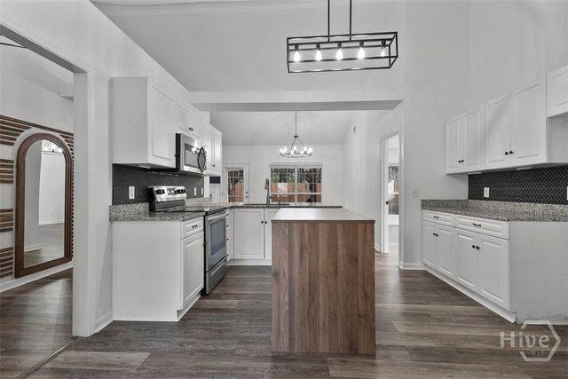 110 Saint Ives Way, Savannah, GA 31419