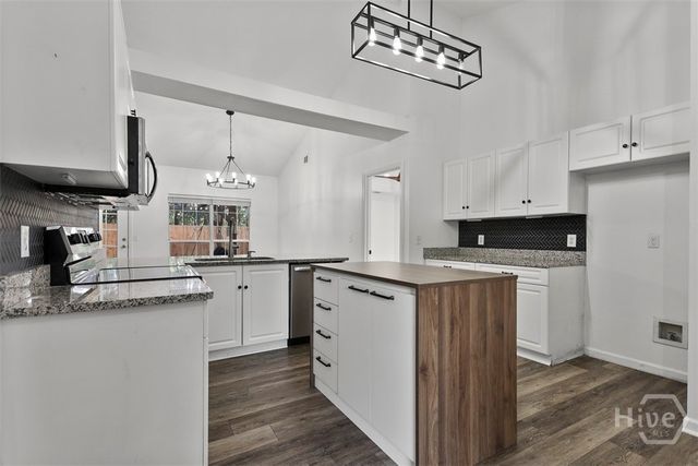 110 Saint Ives Way, Savannah, GA 31419