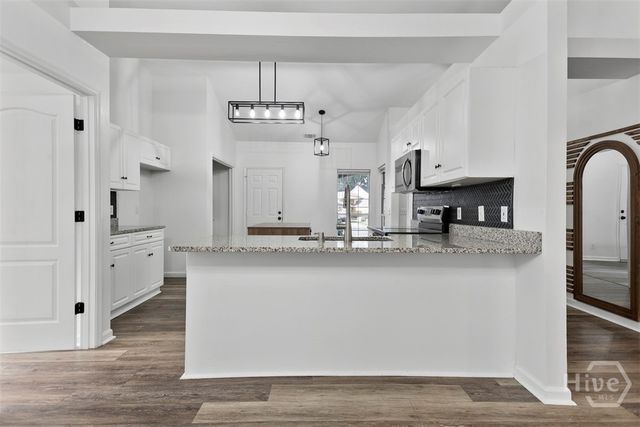 110 Saint Ives Way, Savannah, GA 31419