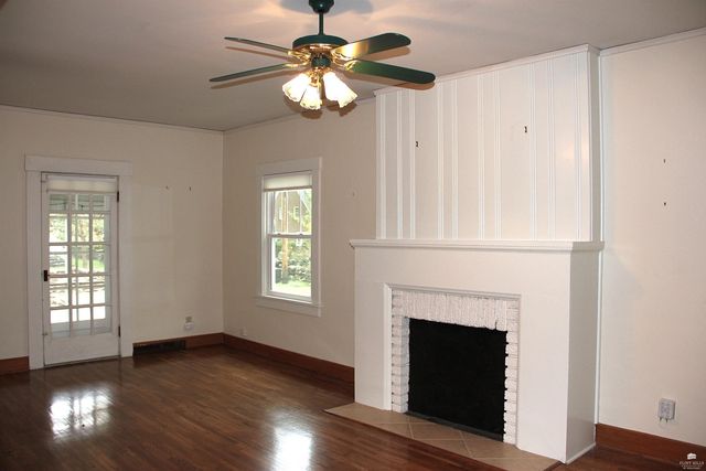 328 N. 15TH Street, Manhattan, KS 66502