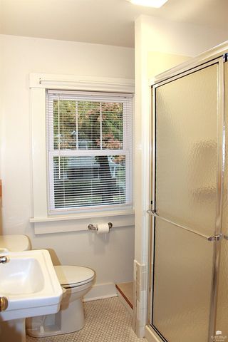 328 N. 15TH Street, Manhattan, KS 66502