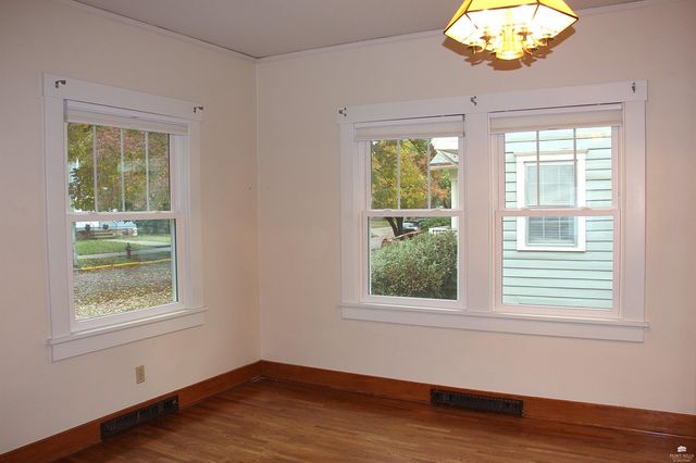 328 N. 15TH Street, Manhattan, KS 66502