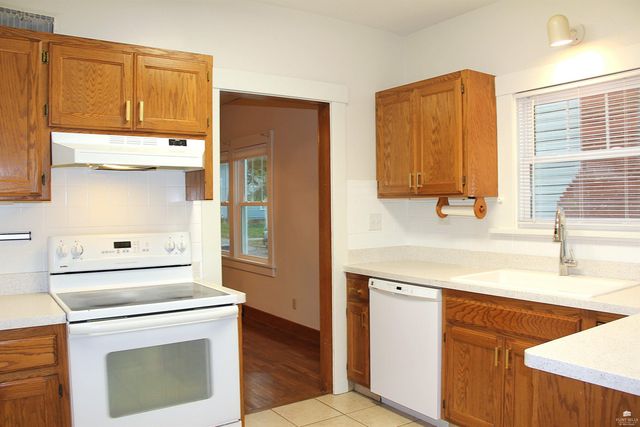 328 N. 15TH Street, Manhattan, KS 66502