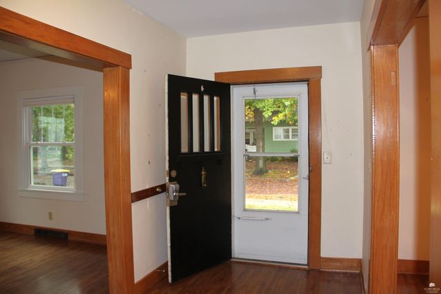 328 N. 15TH Street, Manhattan, KS 66502