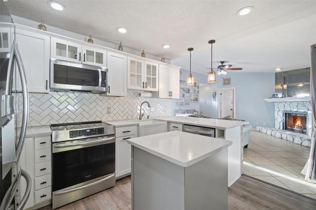 7403 PROVIDENCE ROAD, Riverview, FL 33578