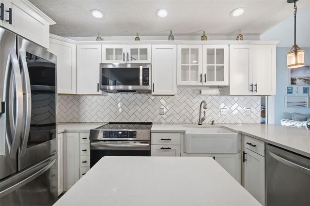 7403 PROVIDENCE ROAD, Riverview, FL 33578