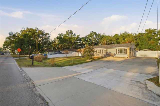 7403 PROVIDENCE ROAD, Riverview, FL 33578