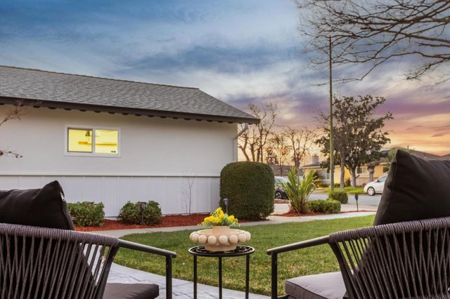 1592 Willowmont Avenue, San Jose, CA 95118